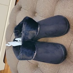 Sensations Isotoner Slippers